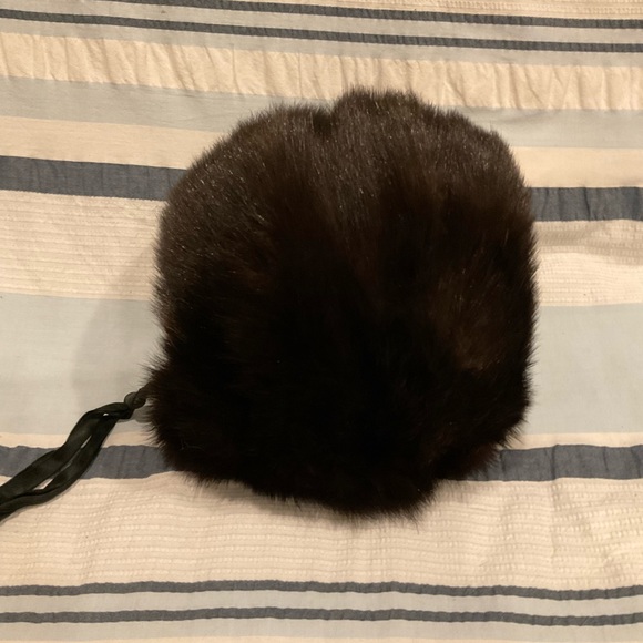 Vintage Genuine Black Fur Muff - Picture 6 of 11